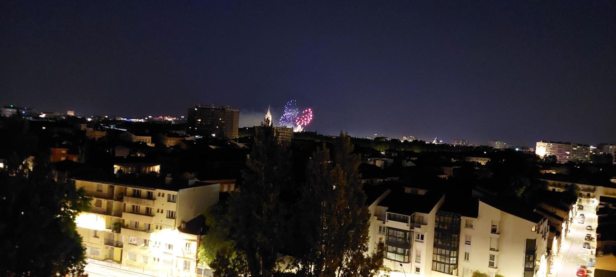 Le Panoramique Διαμέρισμα Τουλούζη Εξωτερικό φωτογραφία